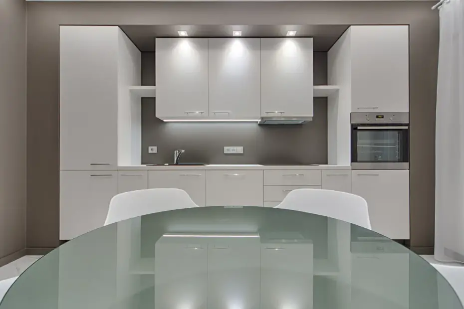 how-to-decorate-a-glass-kitchen-table-elevate-your-kitchen-style