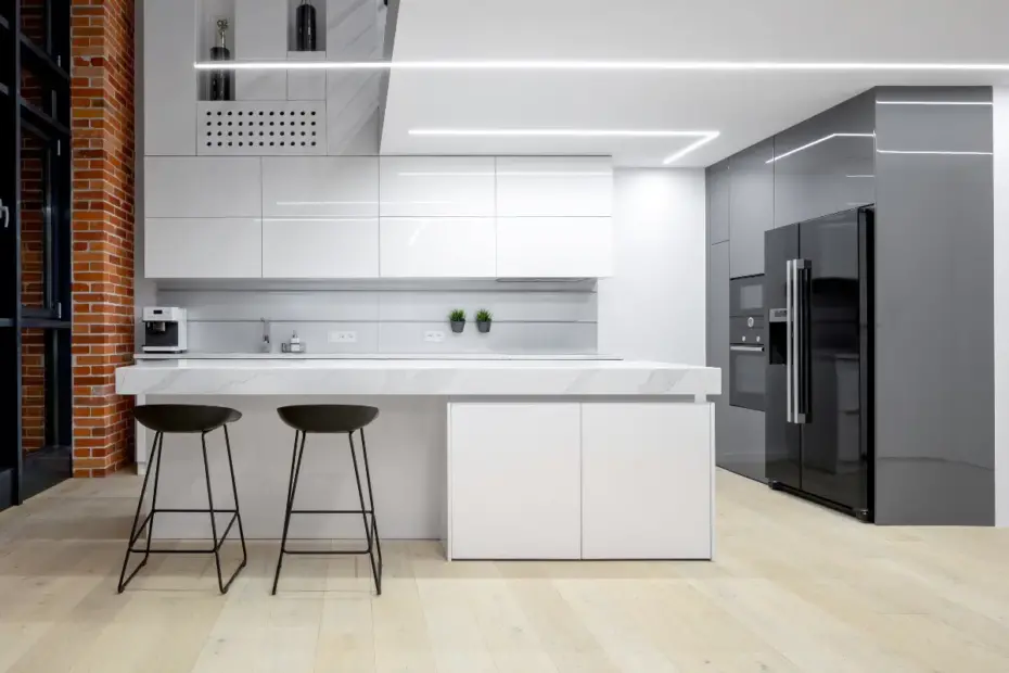 how-to-decorate-a-white-and-gray-kitchen-step-by-step-complete