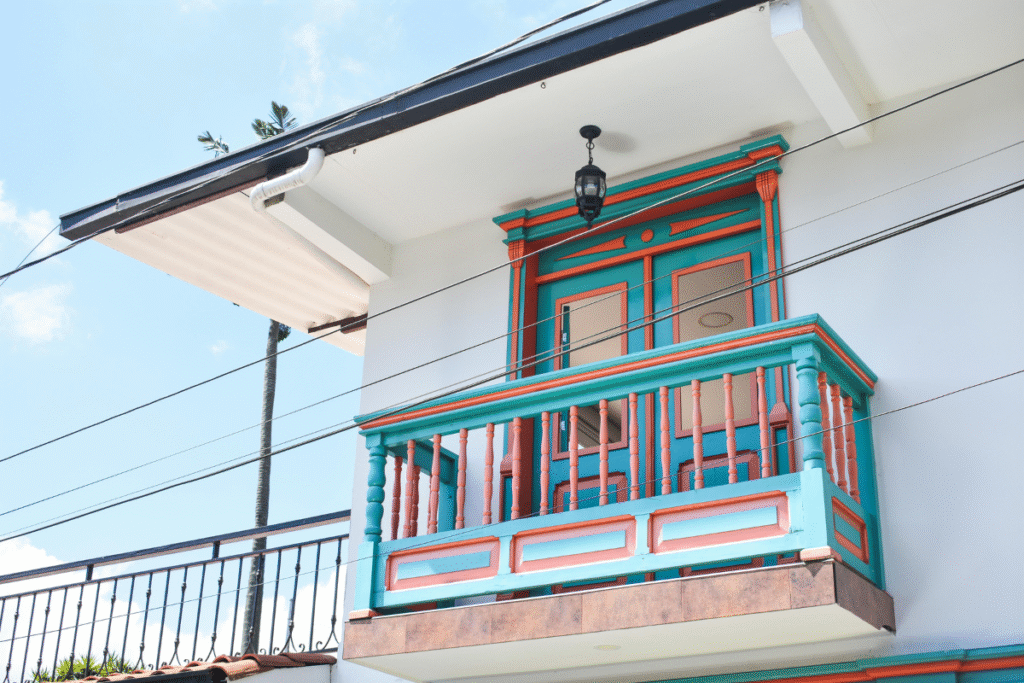 Balcony-Decoration-3